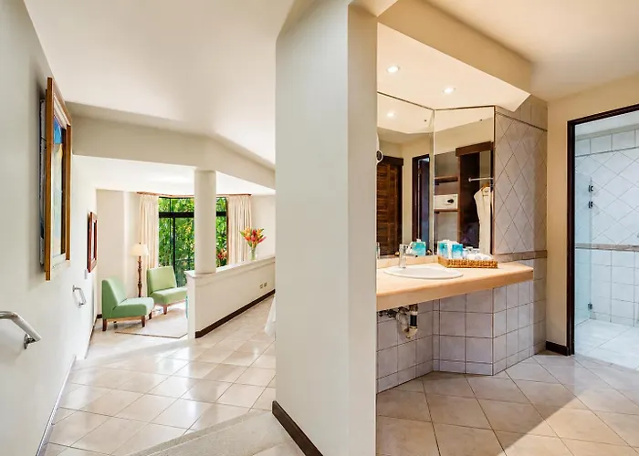 Papagayo Golden Palms Beachfront Hotel 4*