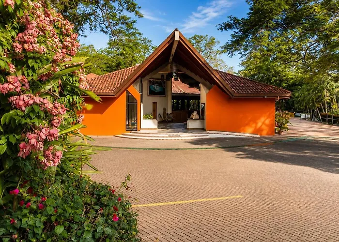 Papagayo Golden Palms Beachfront 4*